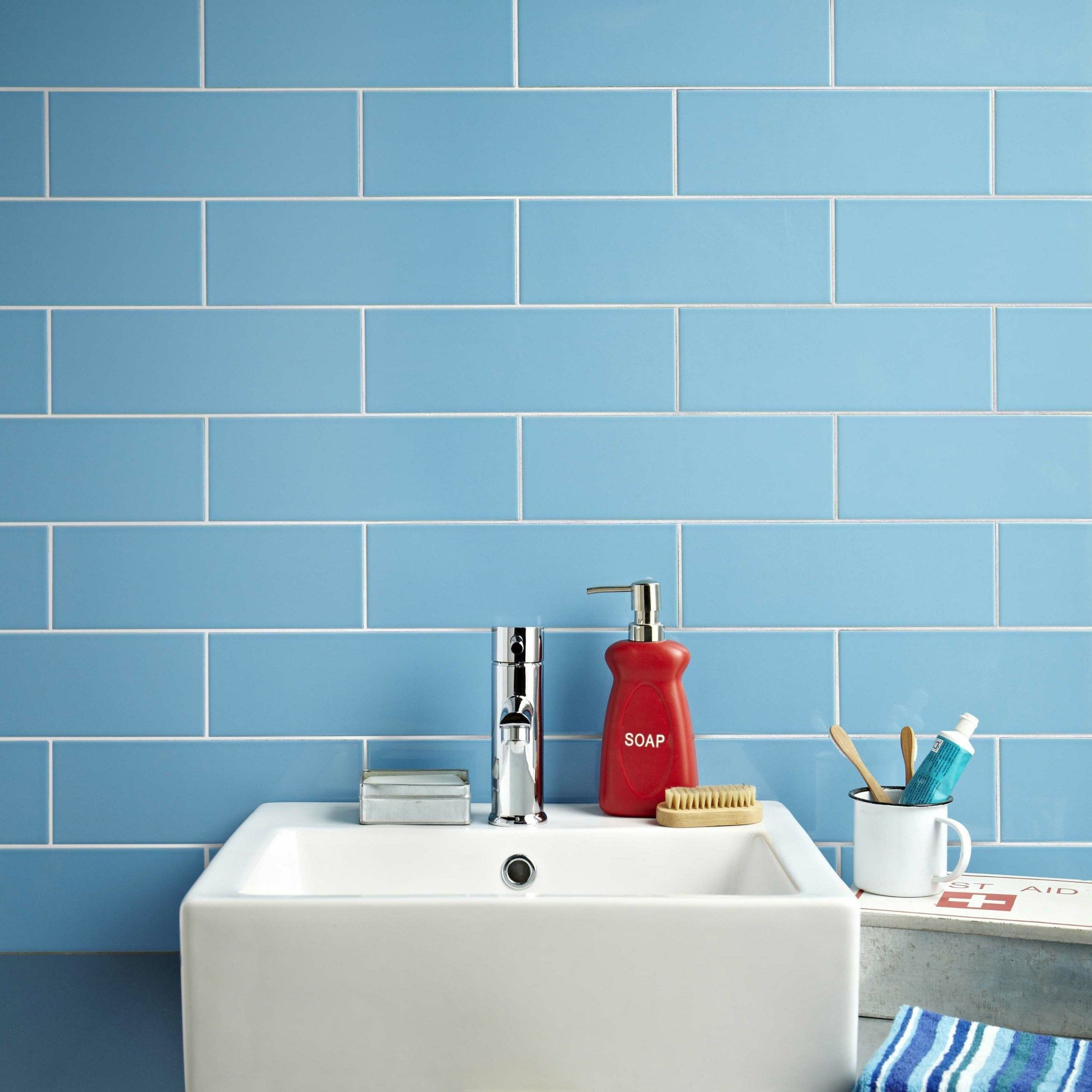 Linear Blue Gloss Wall Tile Kitchen, Blue And White Ceramic Kitchen Tiles
