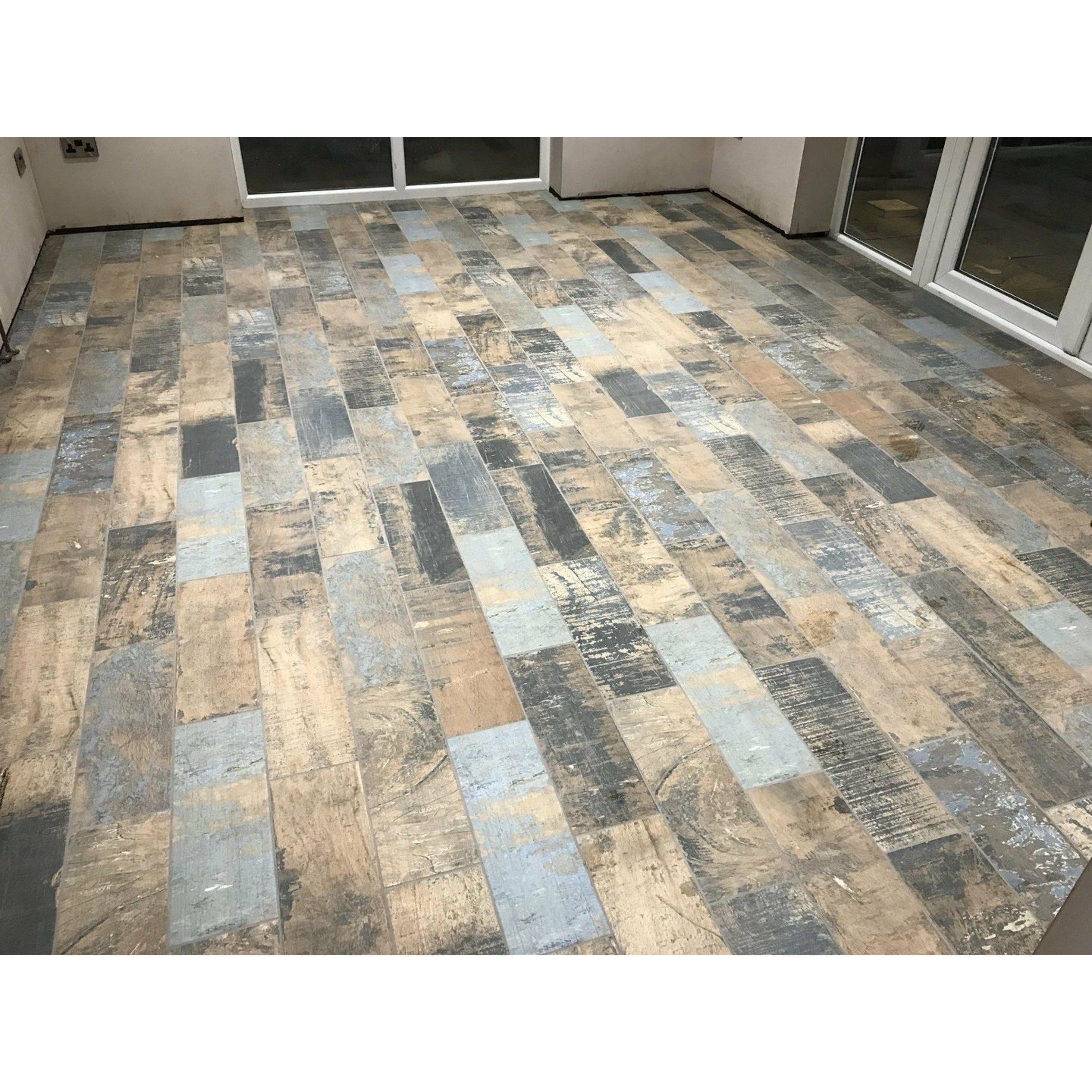 Rural Distressed Wood Effect Floor, Distressed Tile Flooring