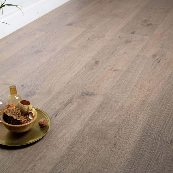 Athens Coffee Oak Laminate Flooring 10mm